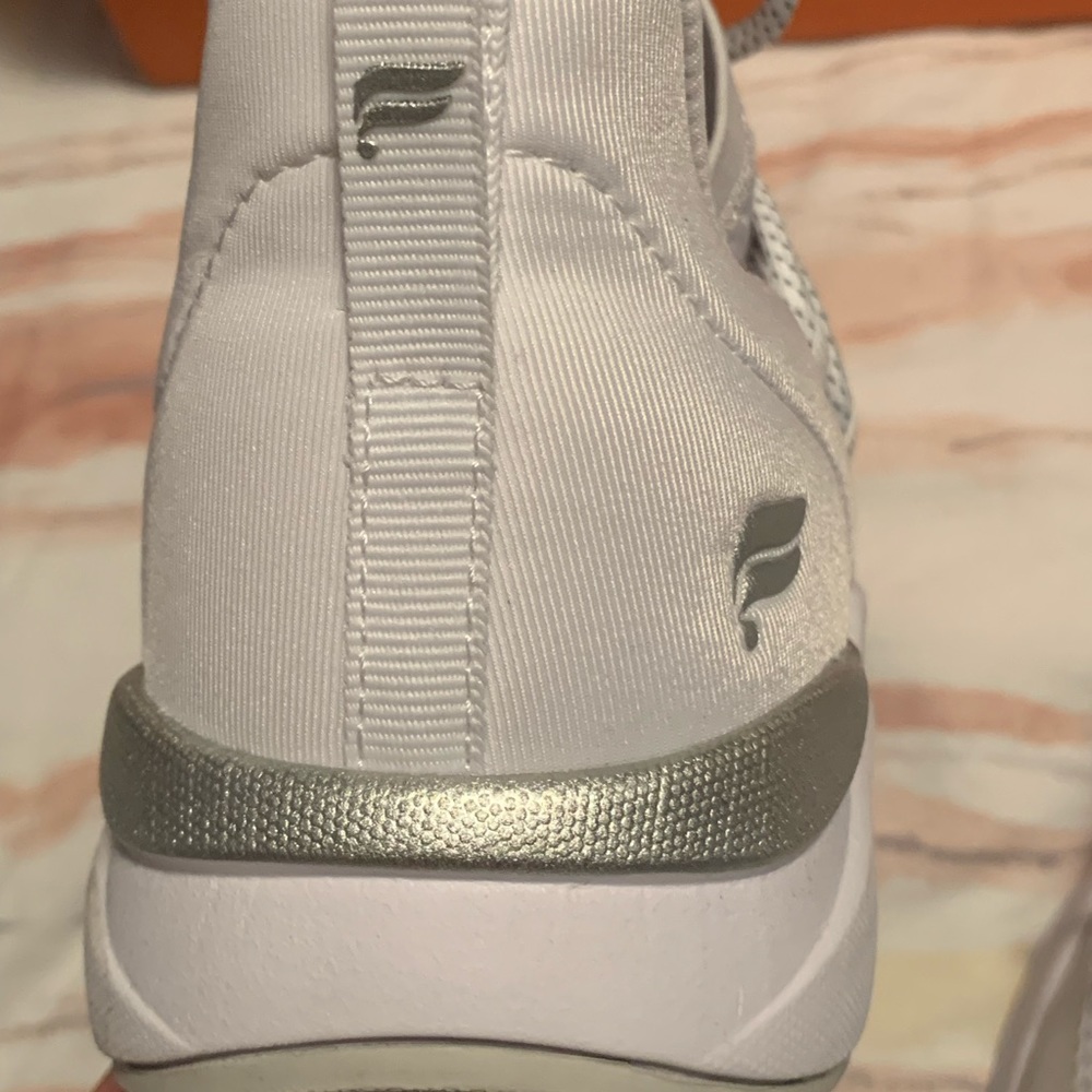 Fabletics White Zuma Studio Sneaker - Picture 3 of 4